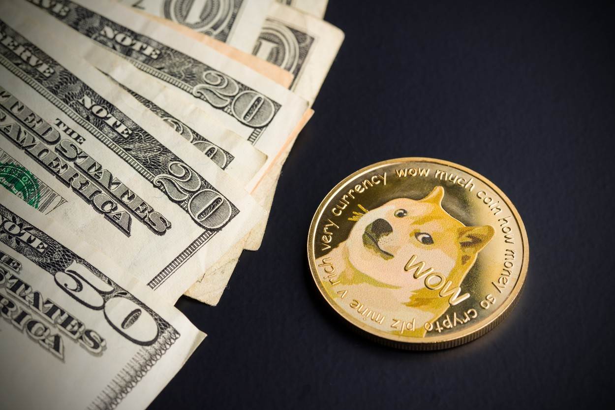  doge;dogecoin;cash;exchange;trade;currency;digital currency;dollar;bitcoin;cryptocurrency;payments;value;finance;money;savings;coin;business;virtual cash;doge coin;bank;virtual money;brass dogecoin;brass;safety;security;dog;economy;btc;profit;metal;income;object;gold;invest;internet;mining;digital;crypto currency;risk;satoshi;doge car;dashcoin;black;background 