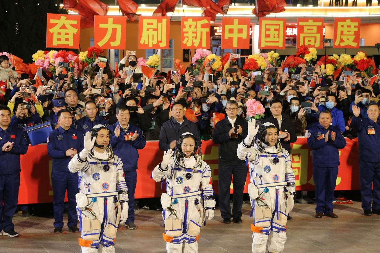  Kina svemir (8) 