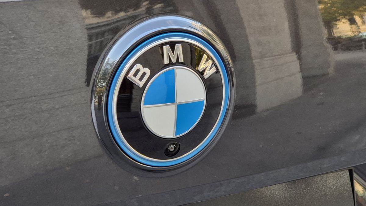  BMW iX (6) 