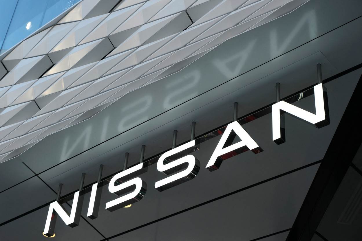  Nissan (2).jpg 