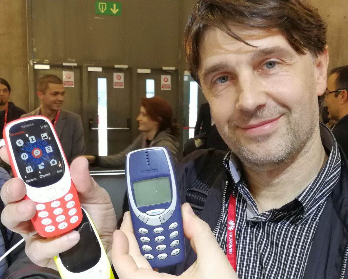  Nokia 3310 i Nokia 3310 (2017) Krunoslav Ćosić.jpg 