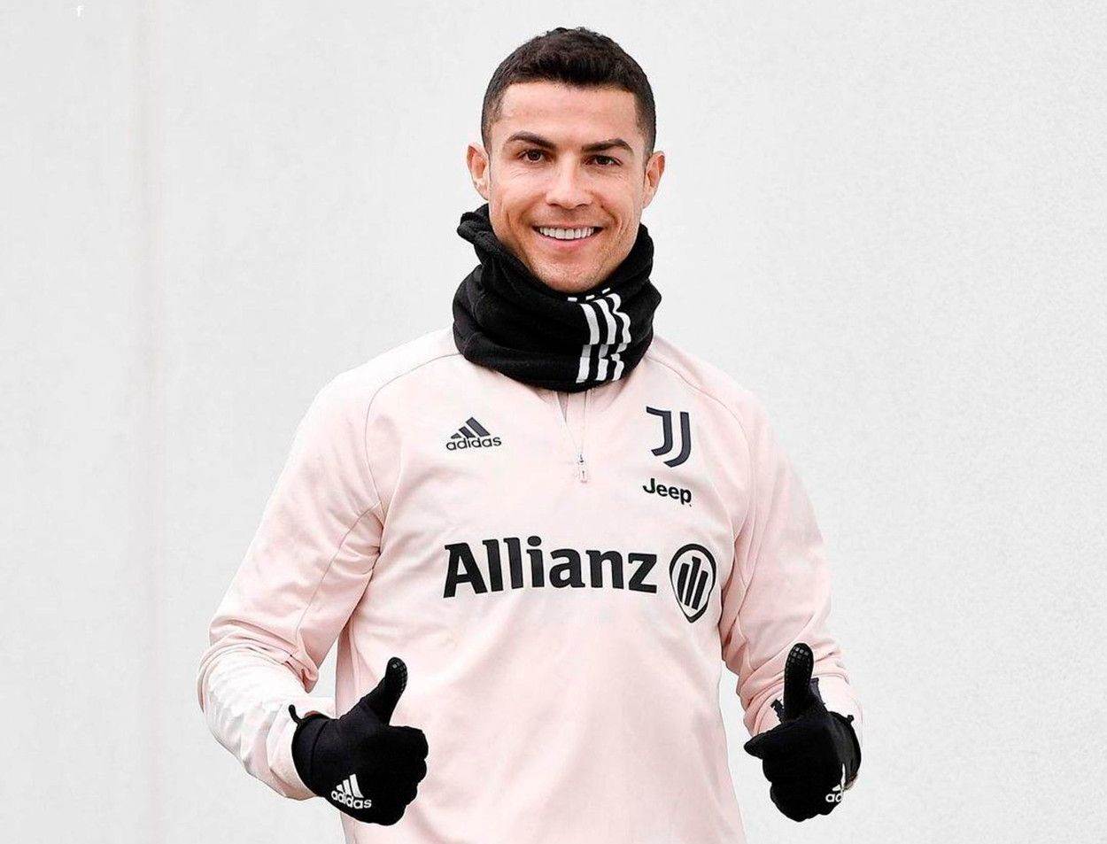  Cristiano Ronaldo (1).jpg 