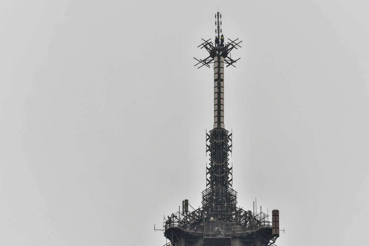  Eiffelov toranj DAB+ antena (3).jpg 