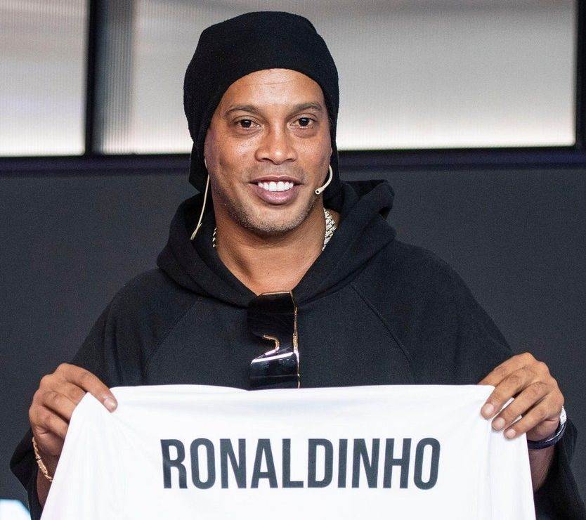  Ronaldinho.jpg 