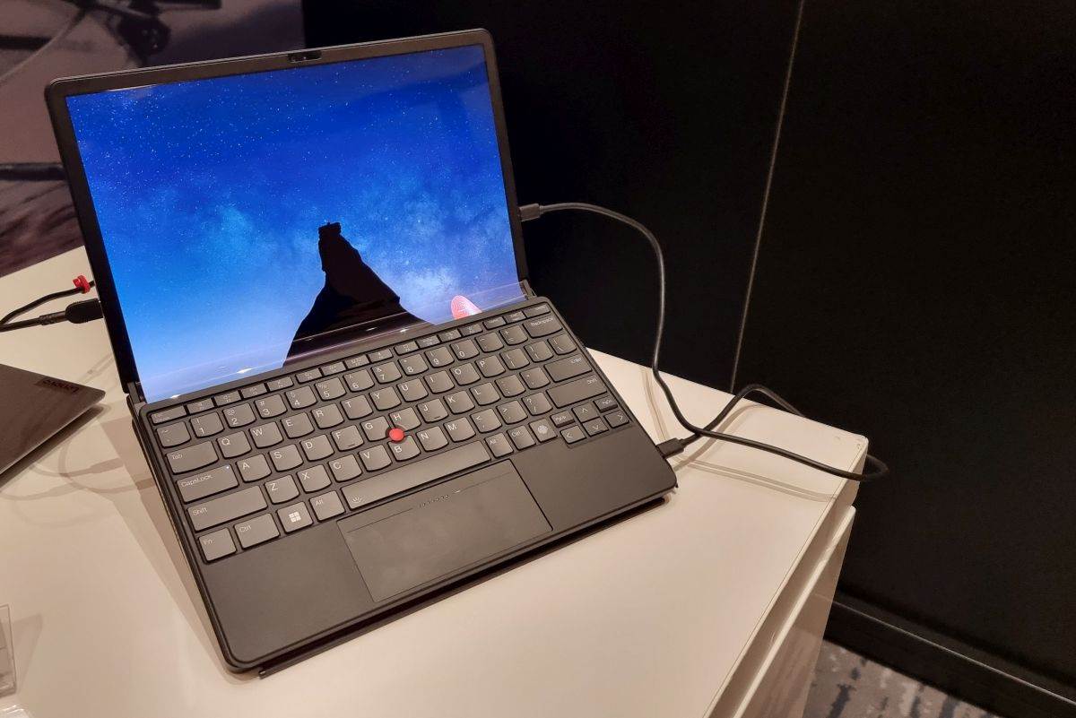  Lenovo ThinkPad X1 Fold (6).jpg 
