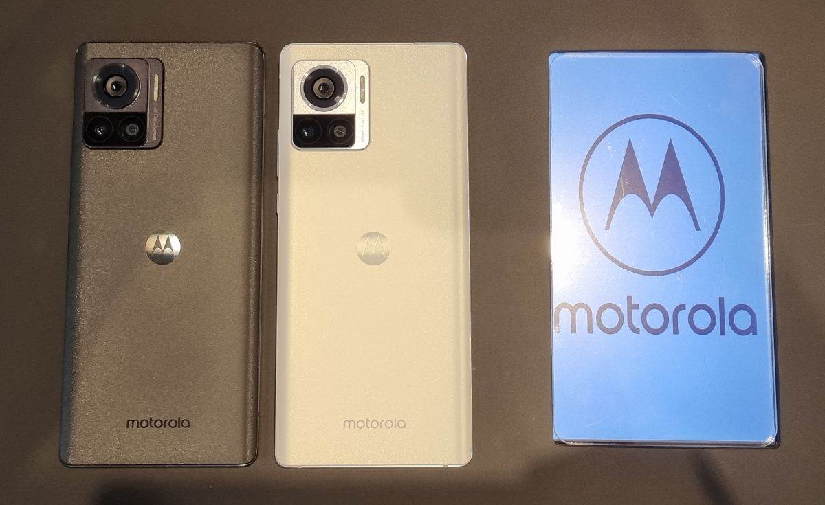  Motorola edge 30 Ultra (2).jpg 