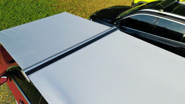  Solar-Powered Electric Retractable Car Umbrella (2).gif 