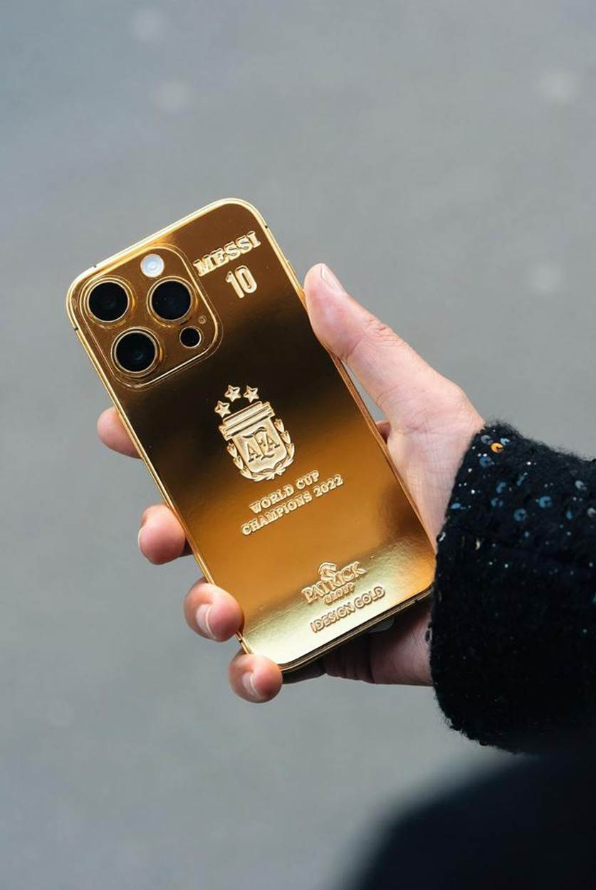  Zlatni Apple iPhone 14 Pro Messi Argentina (4).jpg 