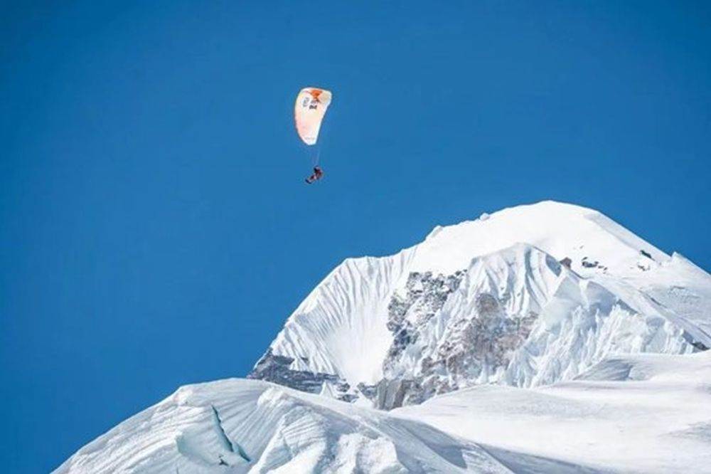  Huawei Watch Ultimate Mount Everest_01.jpg 
