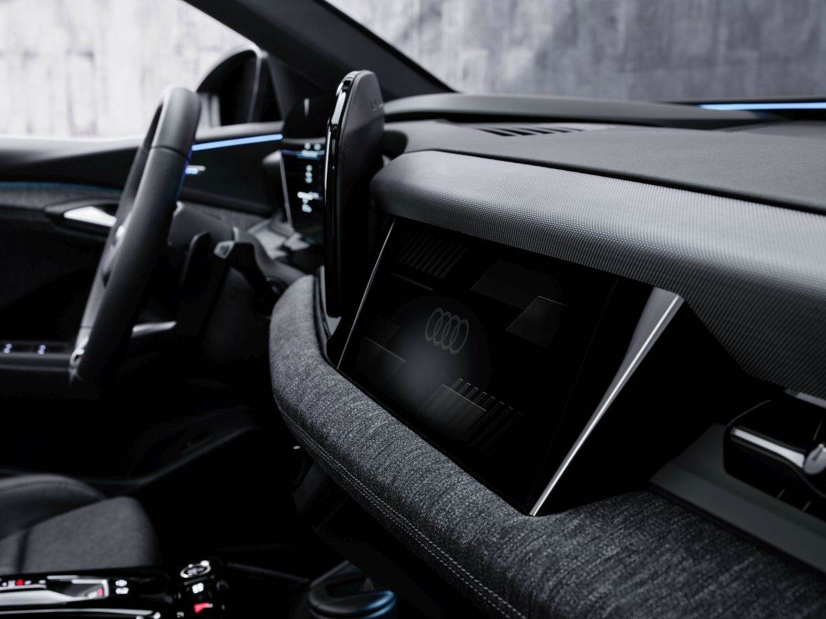  Audi Q6 e-tron (2).jpg 