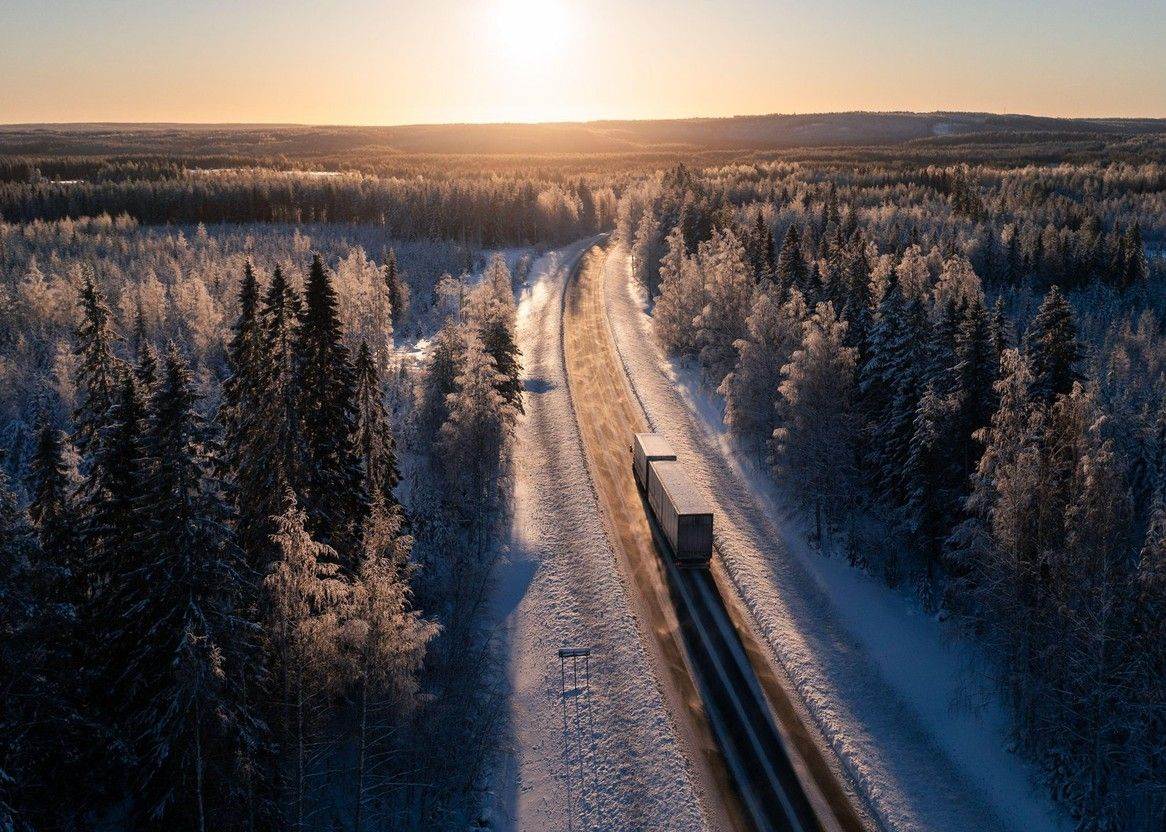  Švedska autocesta prometnica cesta (1).jpg 