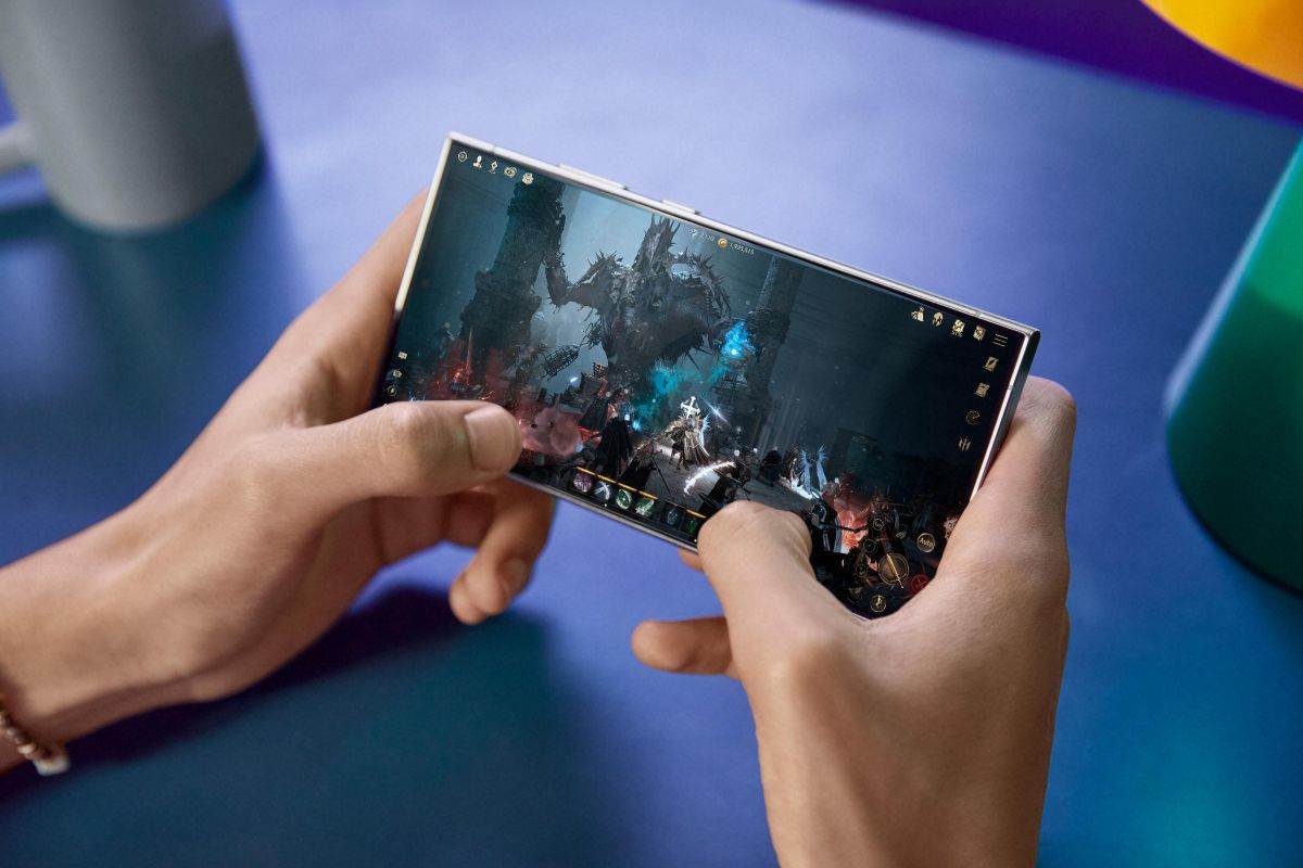  Samsung Galaxy S24 Ultra (1).jpg 