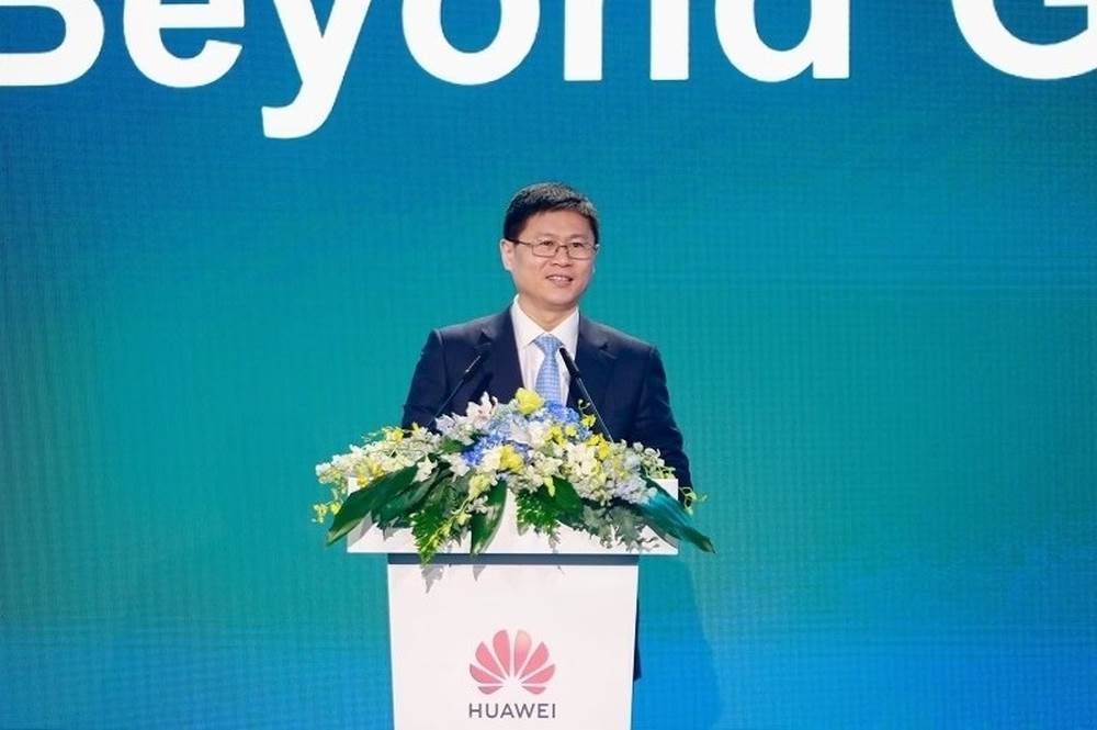  Li Peng, korporativni viši potpredsjednik Huaweija i predsjednik ICT prodaje i usluga.jpg 
