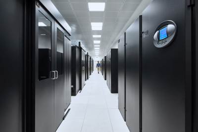 Data Center.jpg 