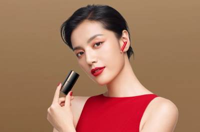 Huawei FreeBuds Lipstick.jpg 