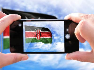 Kenija pametni telefon.jpg 